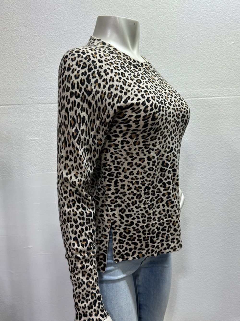 ZADIG&VOLTAIRE 
Lirius Cashmere Leopard-Print Sweater - Picture 4 of 13